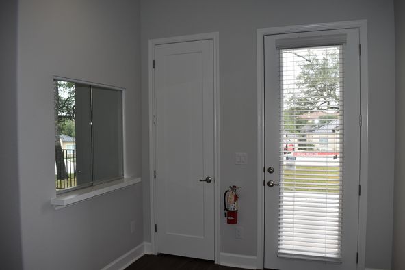 Polar Place: 3000 Polar Ln, Cedar Park, TX 78613